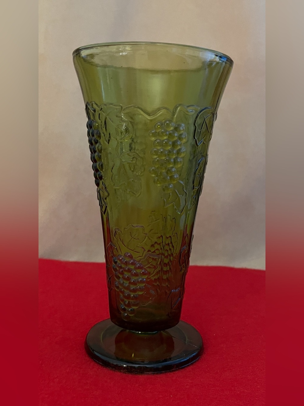 Vintage Emerald Green Grape Glass Vase